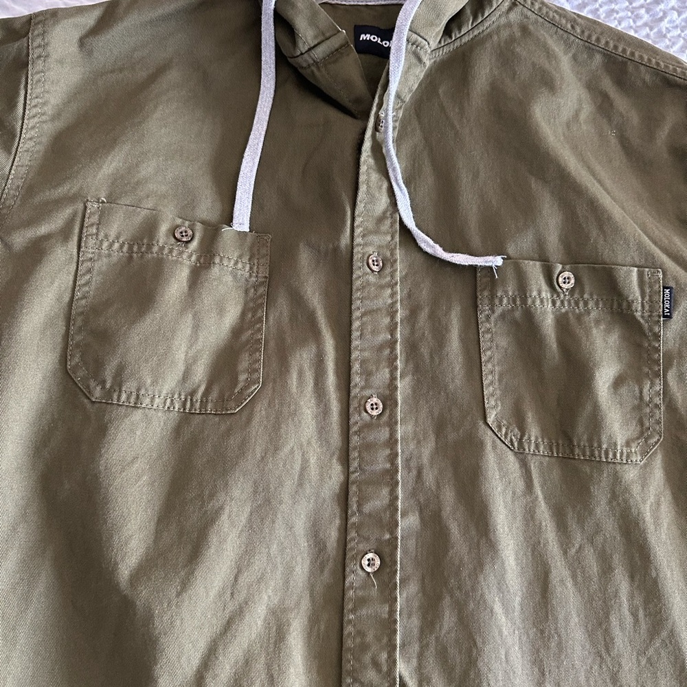 Men’s Cotton Molokai Shirt With Hood, XL - Fits like a Medium. - Picture 12 of 13